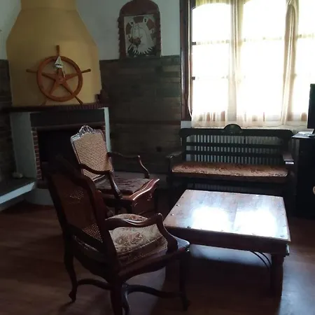 House Sofia Milies * סטאברוס