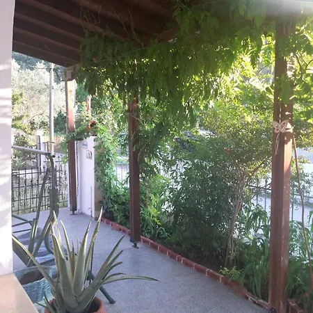 House Sofia Milies Vilă *